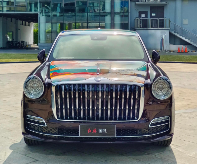图片[4]-最贵国产车上市，售价718万起！马来西亚国王已提车-萌番资讯网