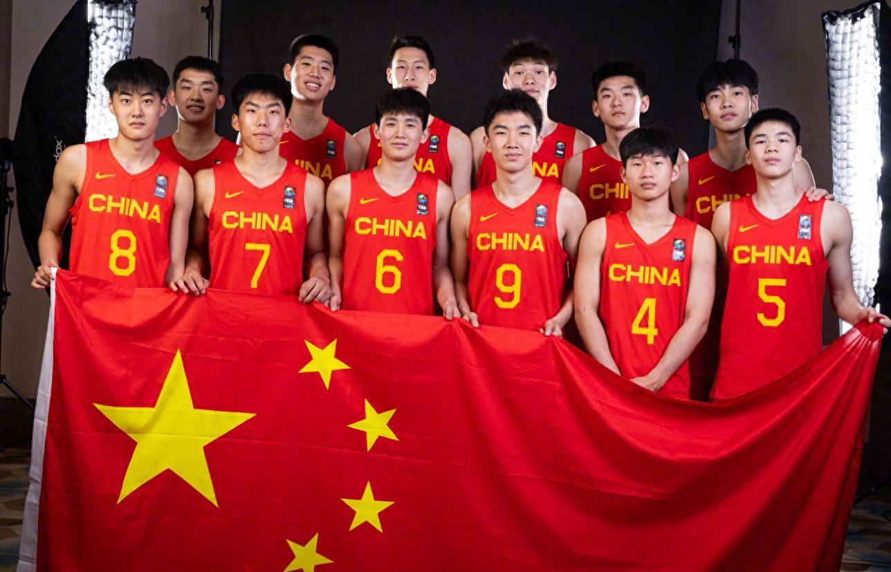 2024 年 U17 男篮世界杯 16 强赛：中国男篮 VS 立陶宛，激战正酣-萌番资讯网
